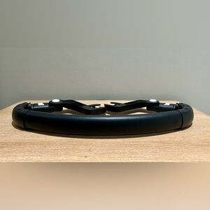 Bugaboo-Butterfly Bumper Bar - Black-
New (Open Box)